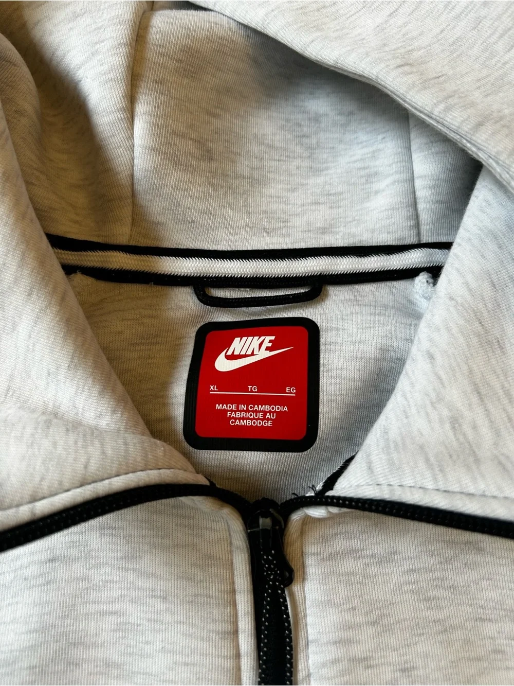 Mens Nike Tech Fleece Jacket size XL